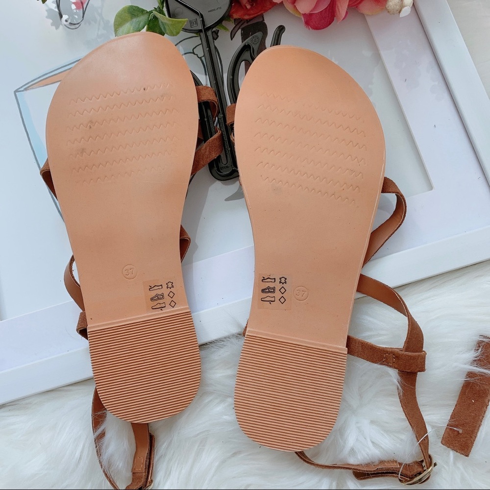 Topshop Hiccup Suede Sandal - Picture 6 of 7